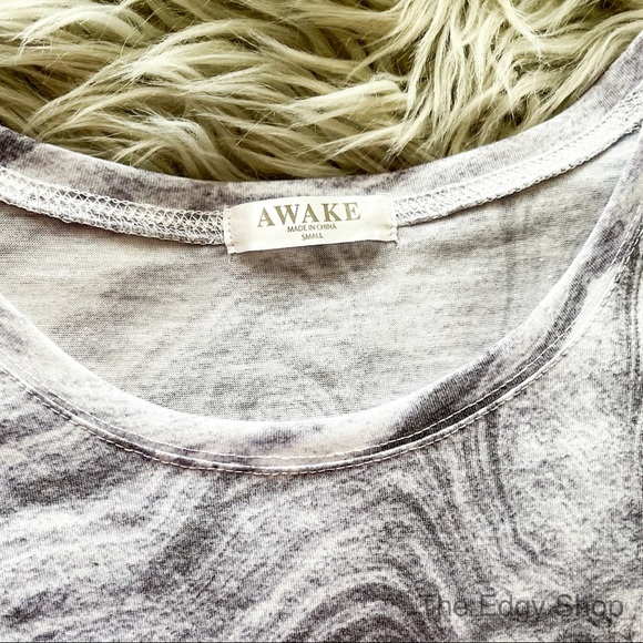 Awake | Marble Print T-Shirt - Picture 4 of 6
